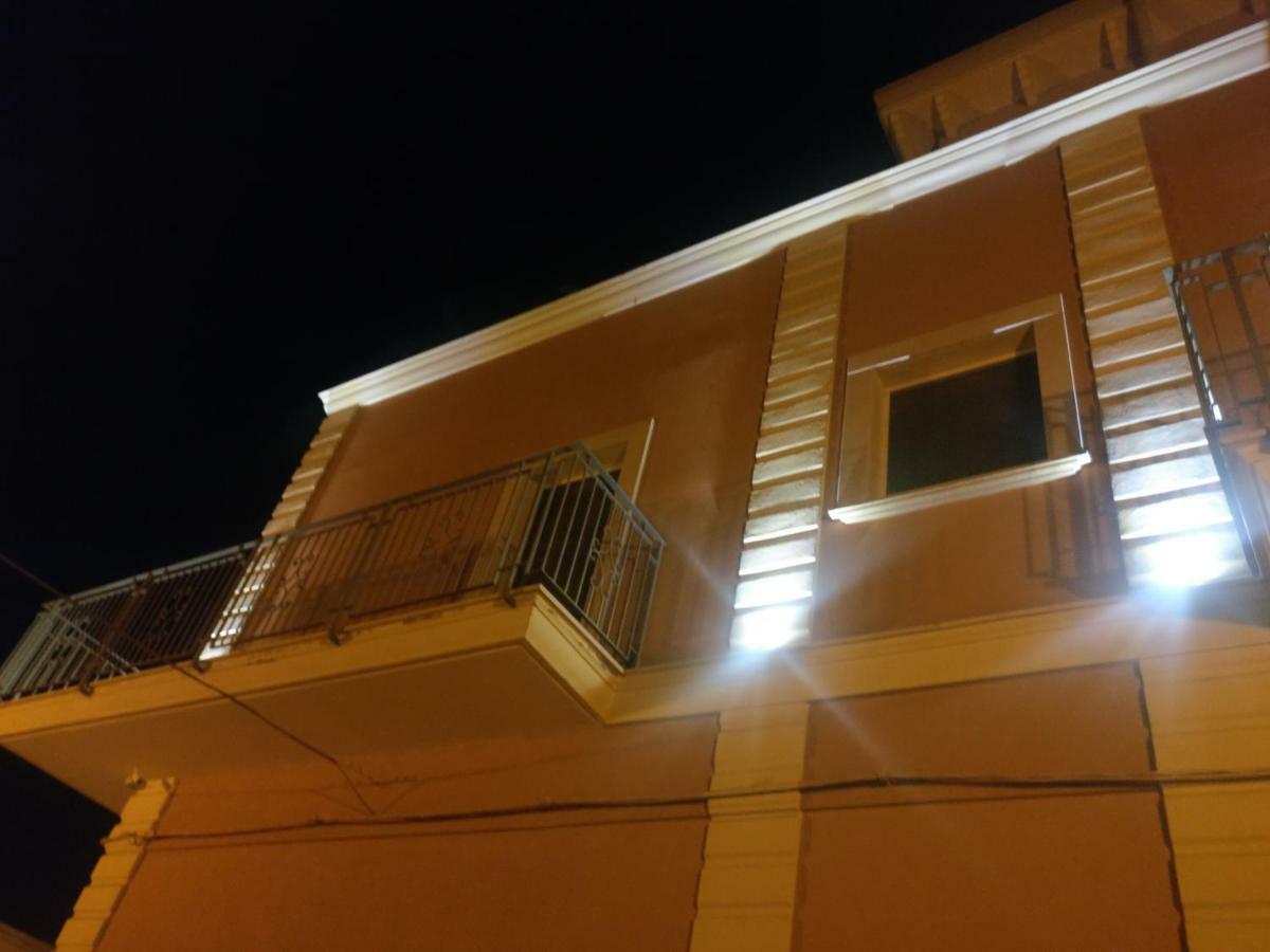 La Casa Dei Nonni Apartment Matera Luaran gambar