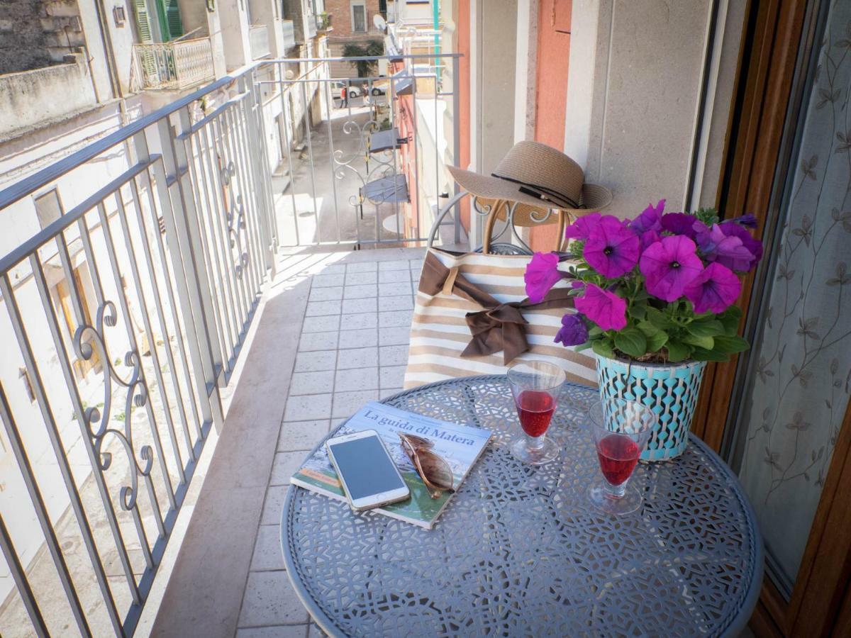 La Casa Dei Nonni Apartment Matera Luaran gambar